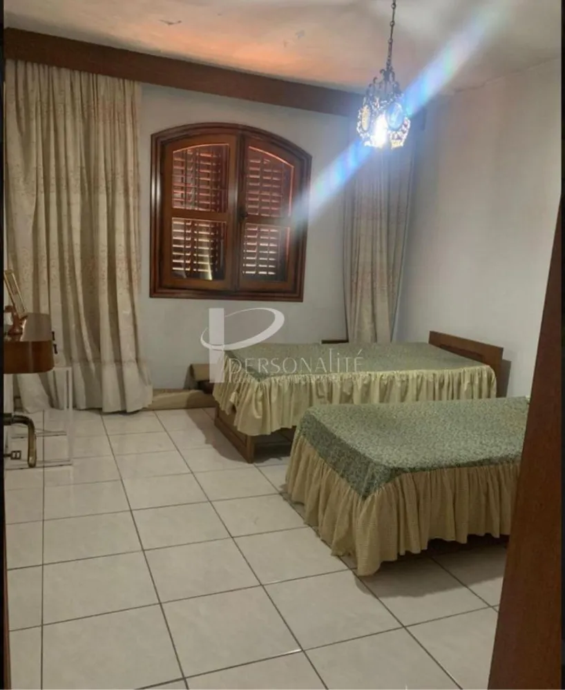 Casa, 4 quartos, 268 m² - Foto 4