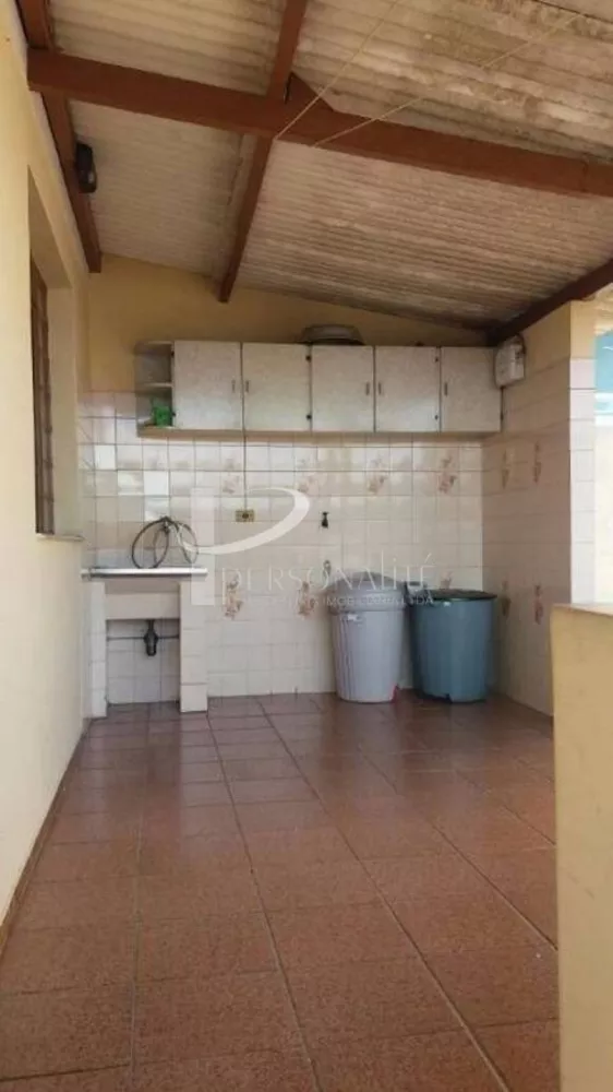 Sobrado à venda com 2 quartos, 250m² - Foto 8