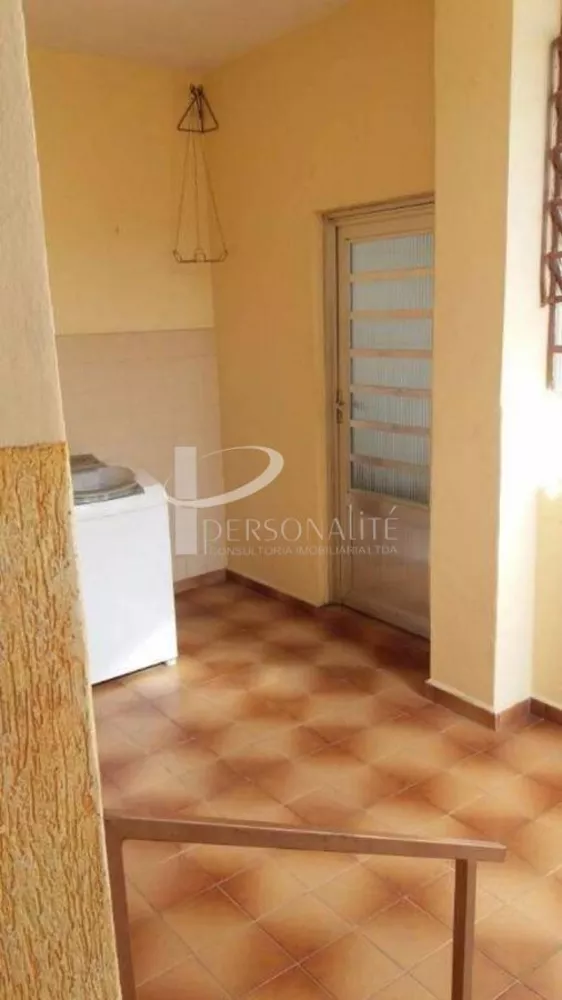 Sobrado à venda com 2 quartos, 250m² - Foto 2