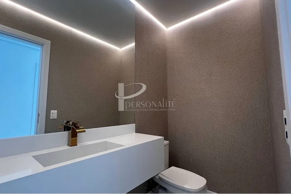 Apartamento, 3 quartos, 252 m² - Foto 2