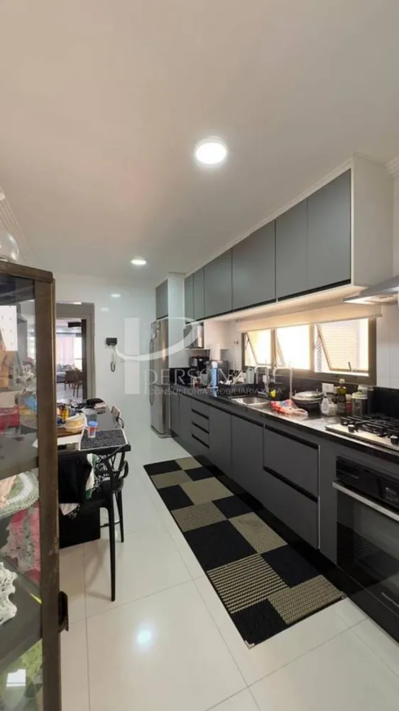 Apartamento, 3 quartos, 125 m² - Foto 2
