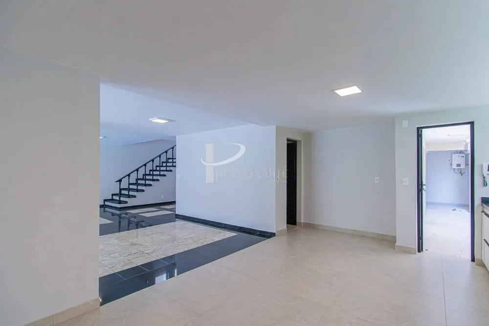 Sobrado, 3 quartos, 346 m² - Foto 4
