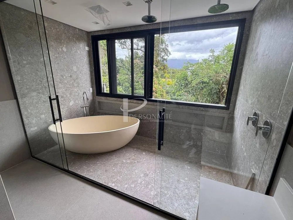 Casa de Condomínio, 6 quartos - Foto 1