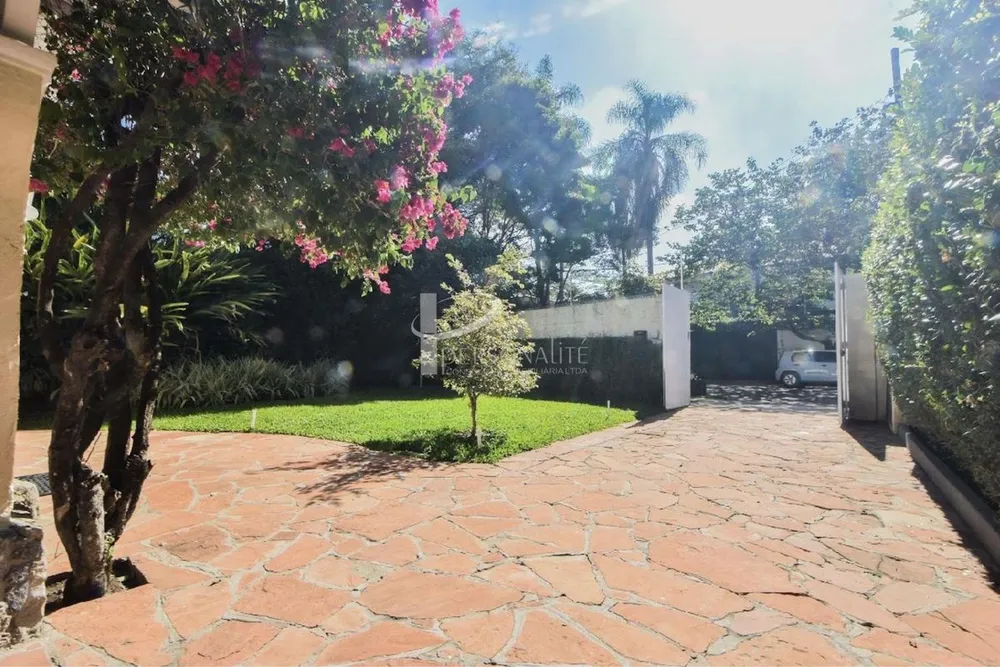 Casa, 3 quartos, 250 m² - Foto 1
