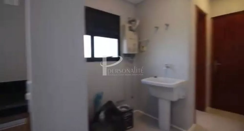 Apartamento à venda com 3 quartos, 150m² - Foto 3