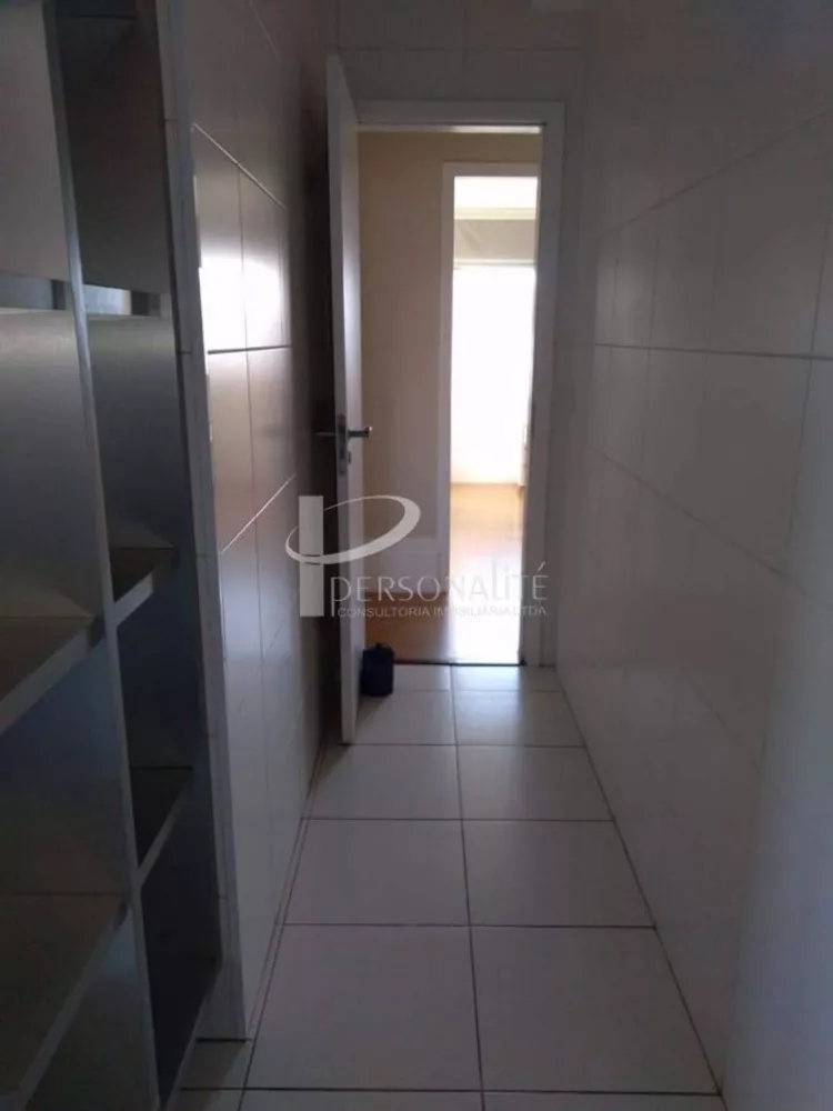 Apartamento à venda com 3 quartos, 155m² - Foto 4