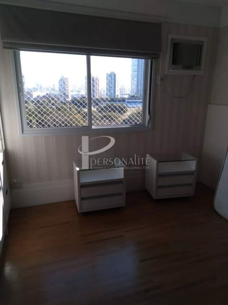 Apartamento à venda com 3 quartos, 155m² - Foto 5