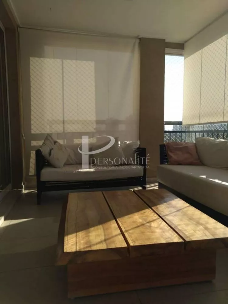 Apartamento à venda com 3 quartos, 155m² - Foto 9