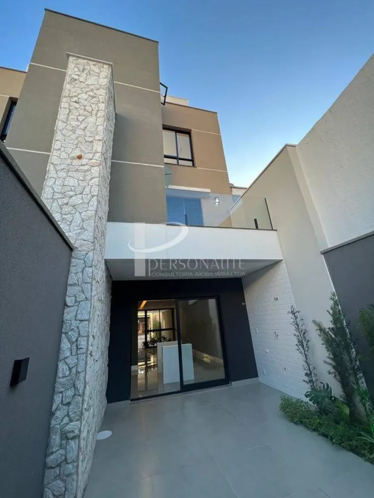 Sobrado, 3 quartos, 260 m² - Foto 2