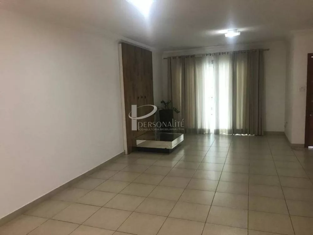 Sobrado à venda com 4 quartos, 380m² - Foto 3