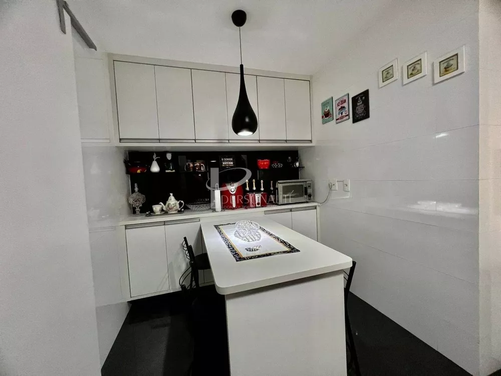 Apartamento à venda com 3 quartos, 137m² - Foto 8