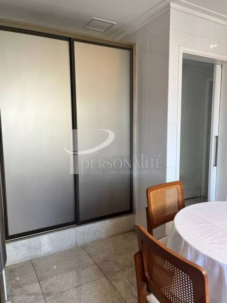 Apartamento à venda com 4 quartos, 144m² - Foto 2