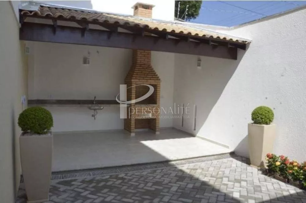 Sobrado à venda com 3 quartos, 170m² - Foto 1