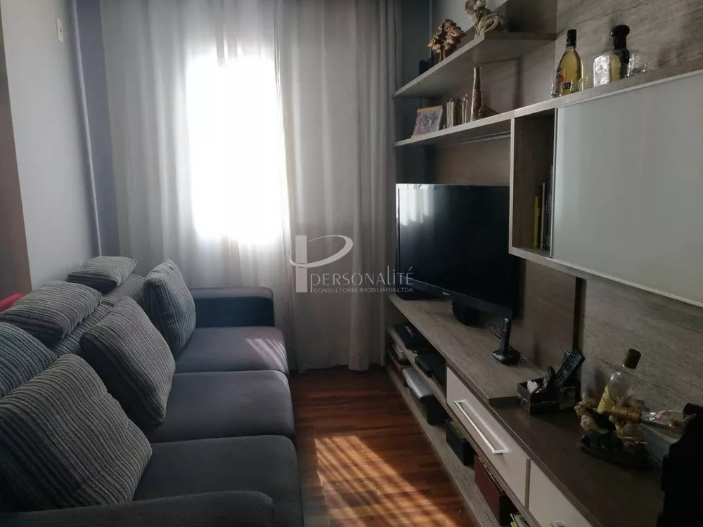 Apartamento à venda com 2 quartos, 72m² - Foto 2