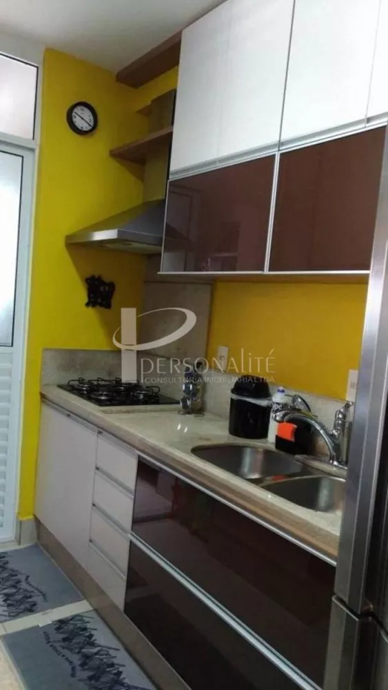 Apartamento à venda com 2 quartos, 72m² - Foto 11