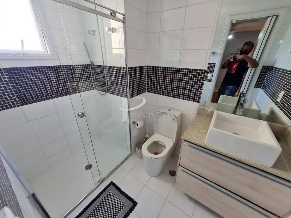 Apartamento à venda com 3 quartos, 206m² - Foto 8