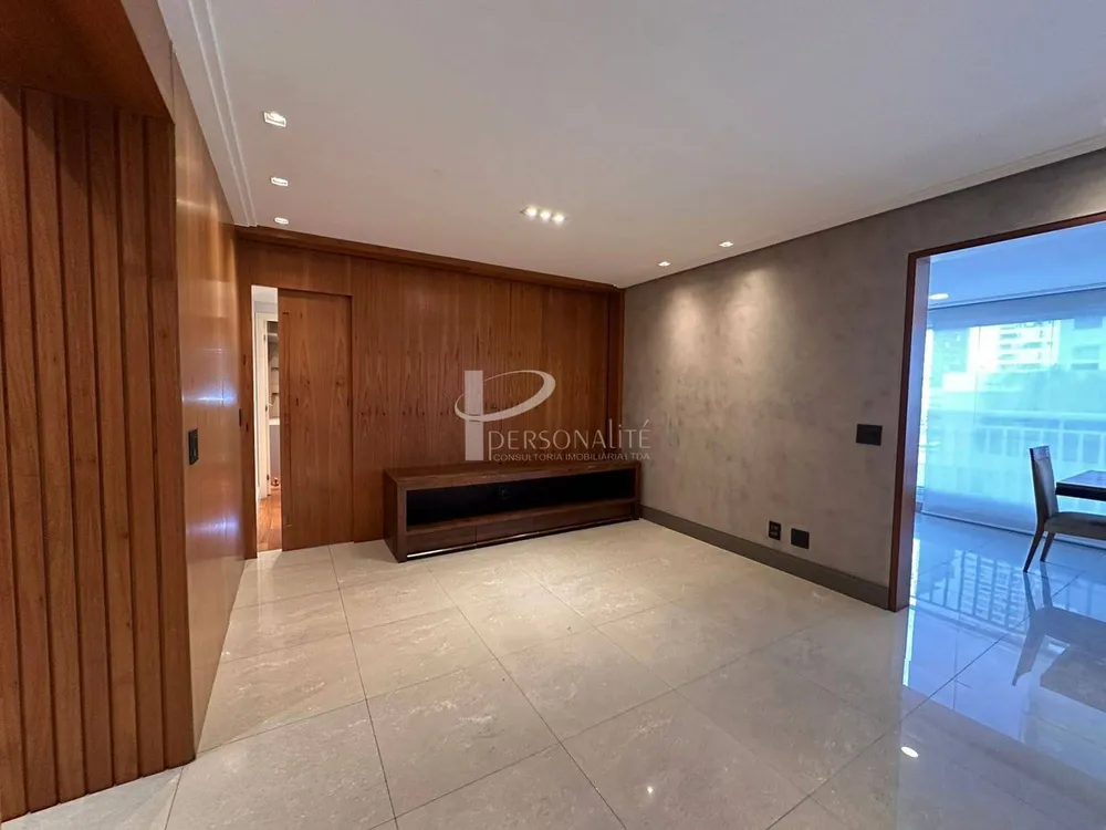 Apartamento, 3 quartos, 130 m² - Foto 1