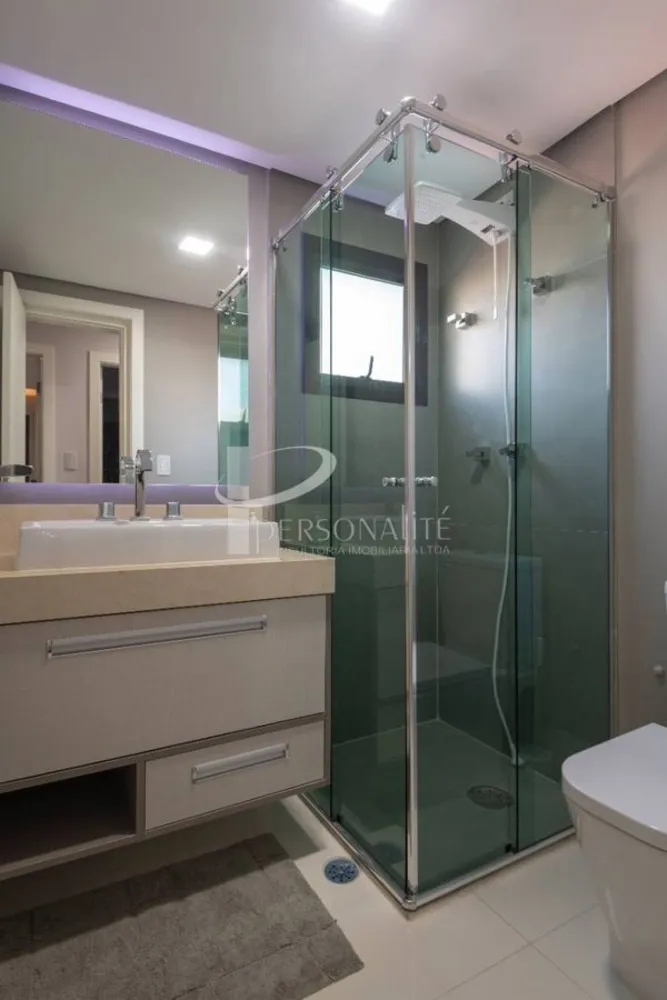 Apartamento, 3 quartos, 125 m² - Foto 2