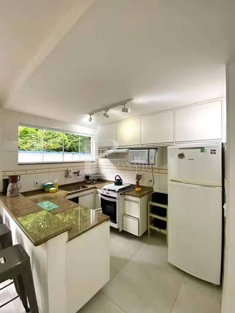 Casa, 4 quartos, 210 m² - Foto 2