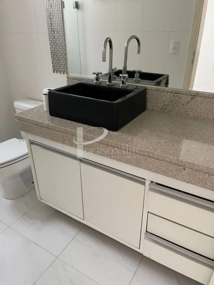 Apartamento, 3 quartos, 190 m² - Foto 1