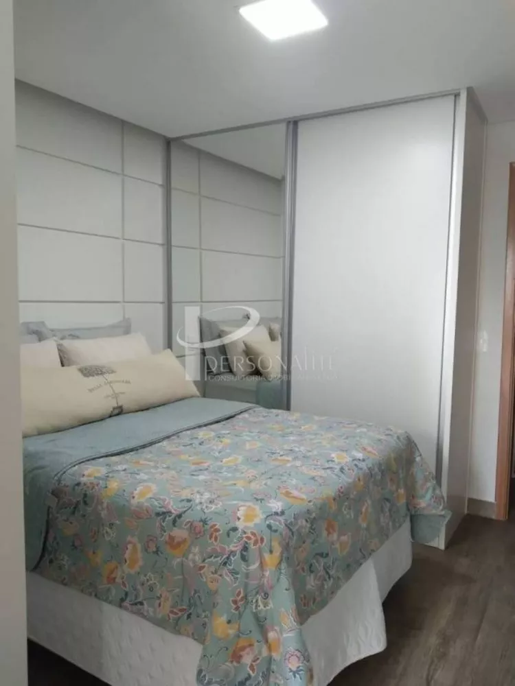 Sobrado à venda com 3 quartos, 200m² - Foto 12