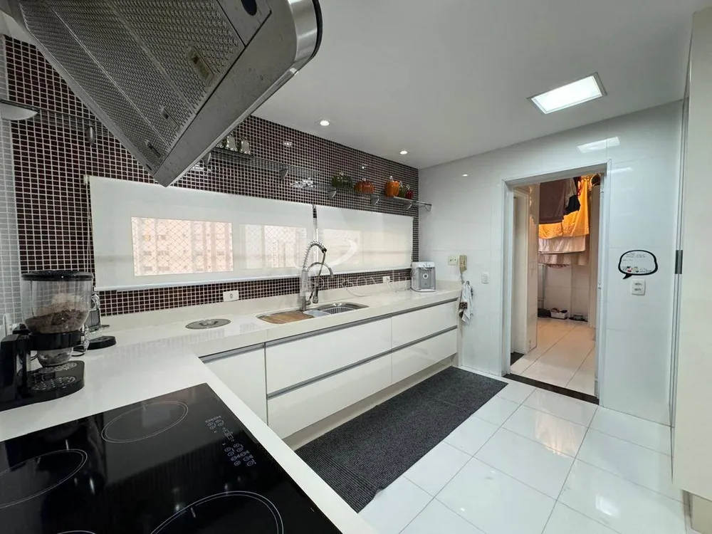 Apartamento, 4 quartos, 242 m² - Foto 4