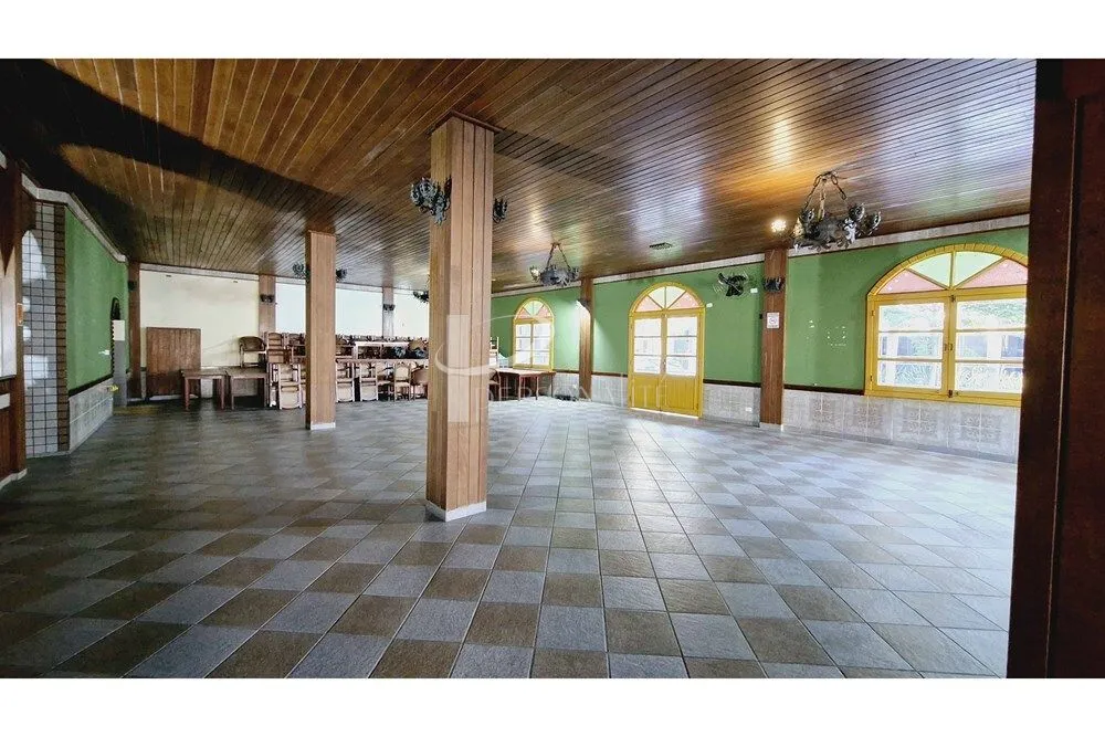 Loja-Salão, 1368 m² - Foto 1