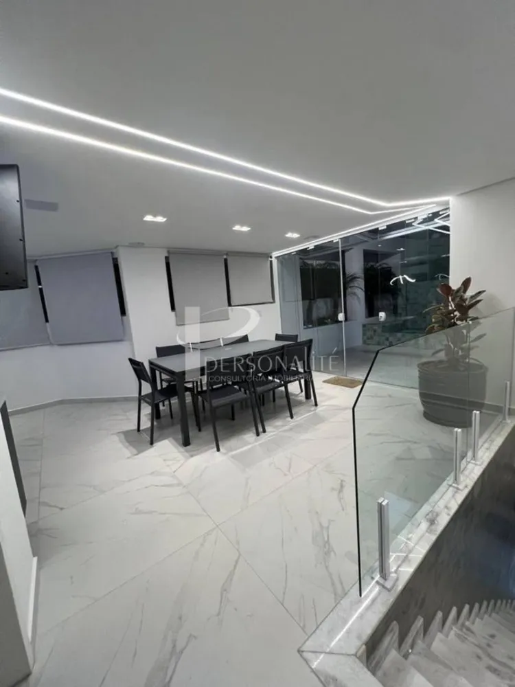 Apartamento, 3 quartos, 300 m² - Foto 2