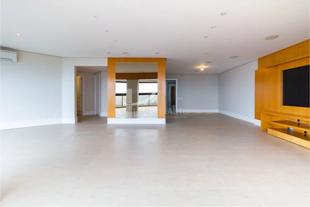 Apartamento, 3 quartos, 247 m² - Foto 2