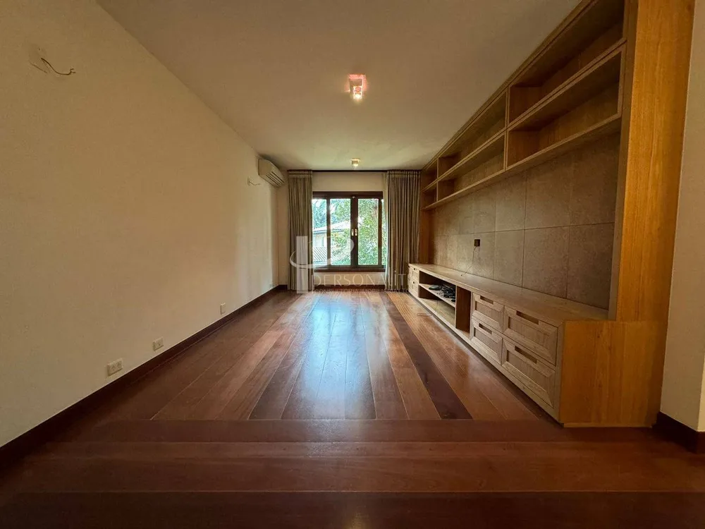 Casa, 8 quartos, 1003 m² - Foto 4