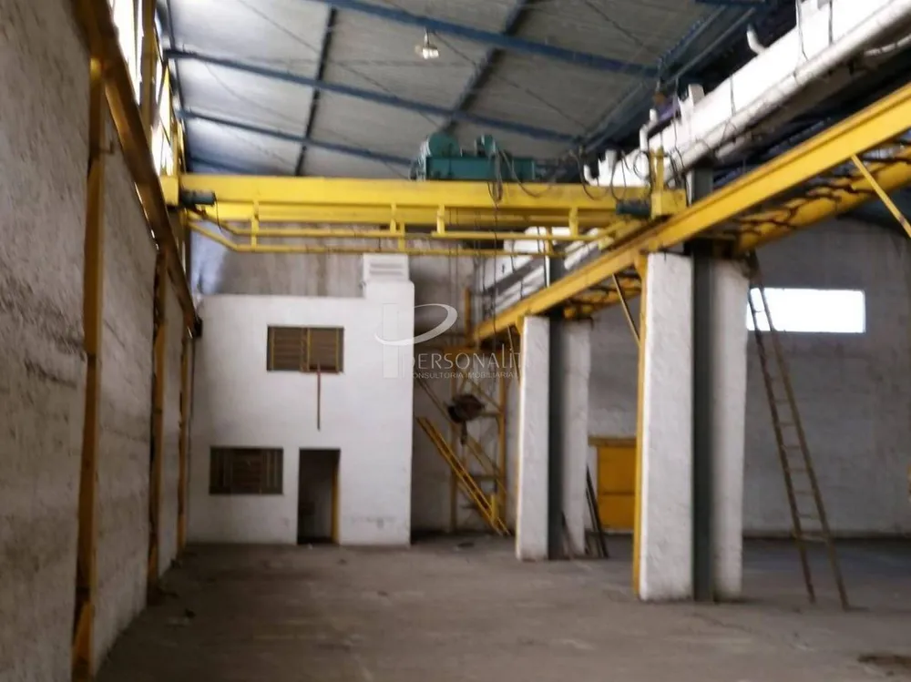 Depósito-Galpão, 1800 m² - Foto 1