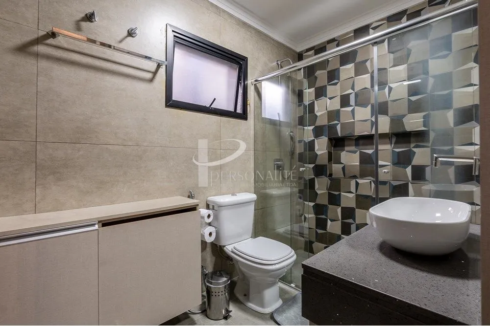 Casa, 3 quartos, 381 m² - Foto 1