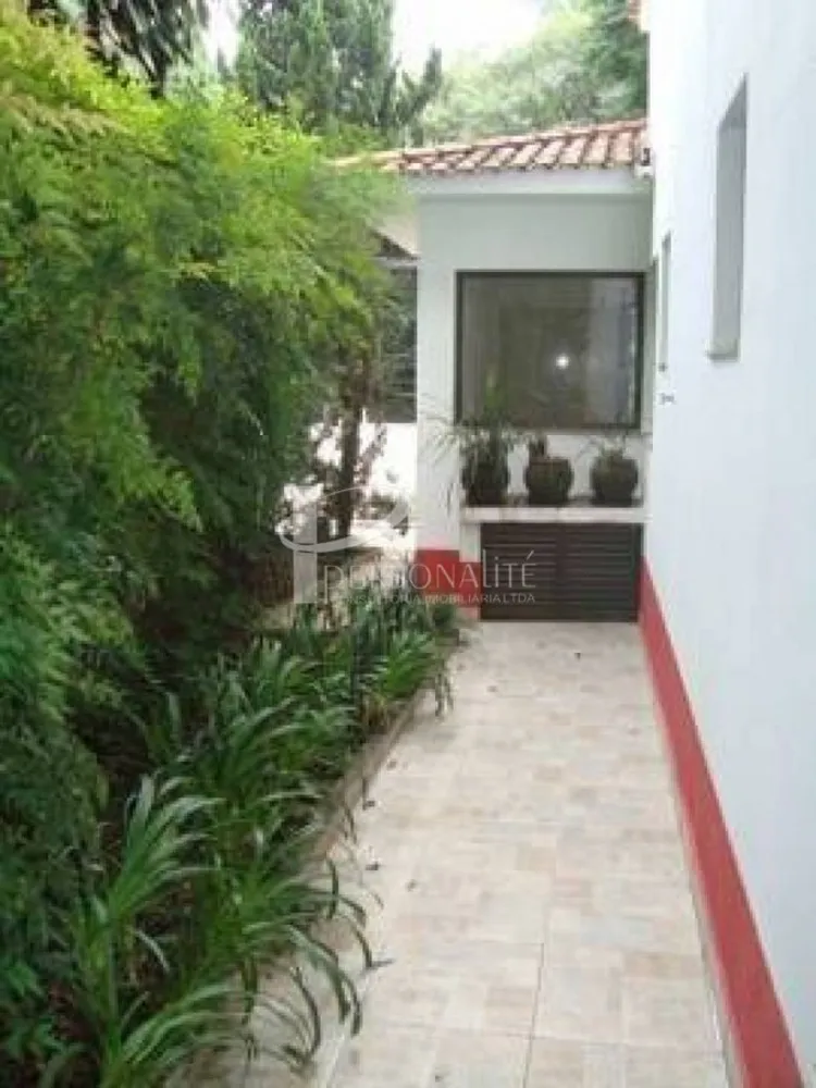Casa, 8 quartos, 384 m² - Foto 1