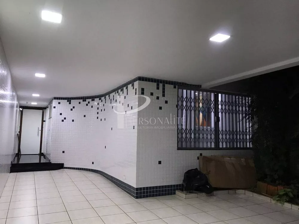 Sobrado para alugar com 3 quartos, 357m² - Foto 1