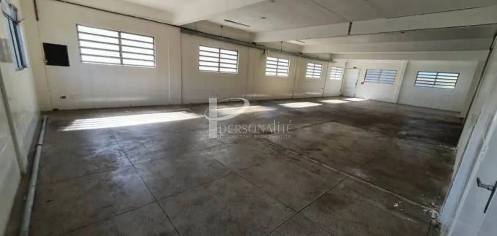 Loja-Salão, 650 m² - Foto 1