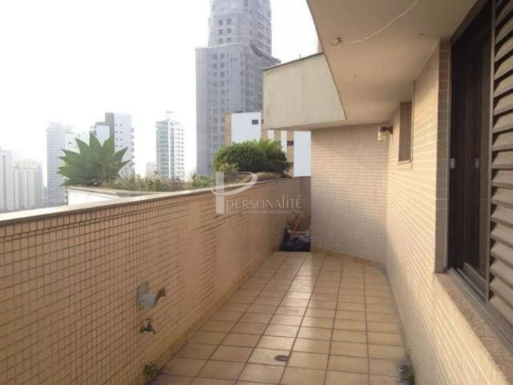 Apartamento à venda com 4 quartos, 350m² - Foto 14