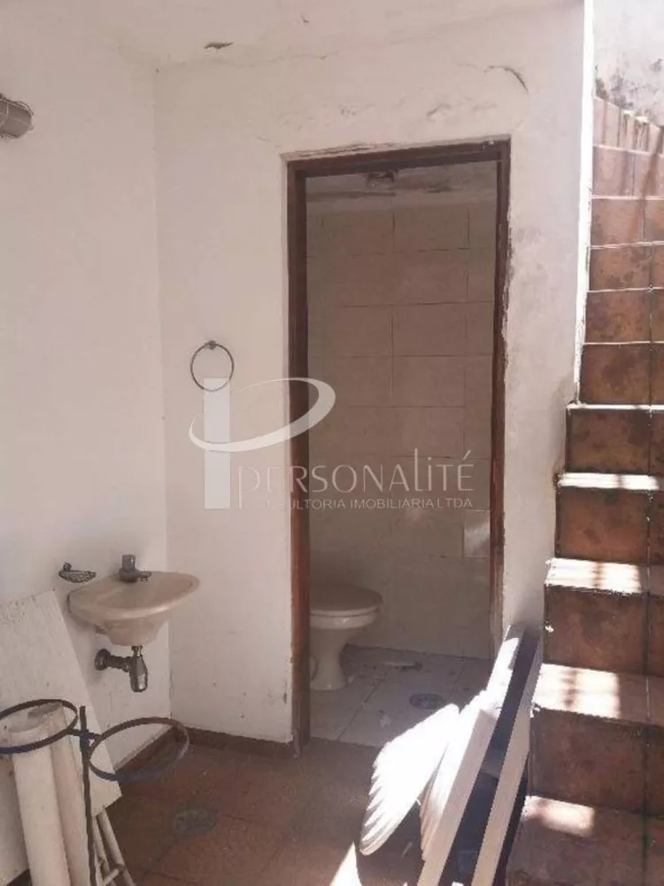 Sobrado à venda e aluguel com 3 quartos, 175m² - Foto 1