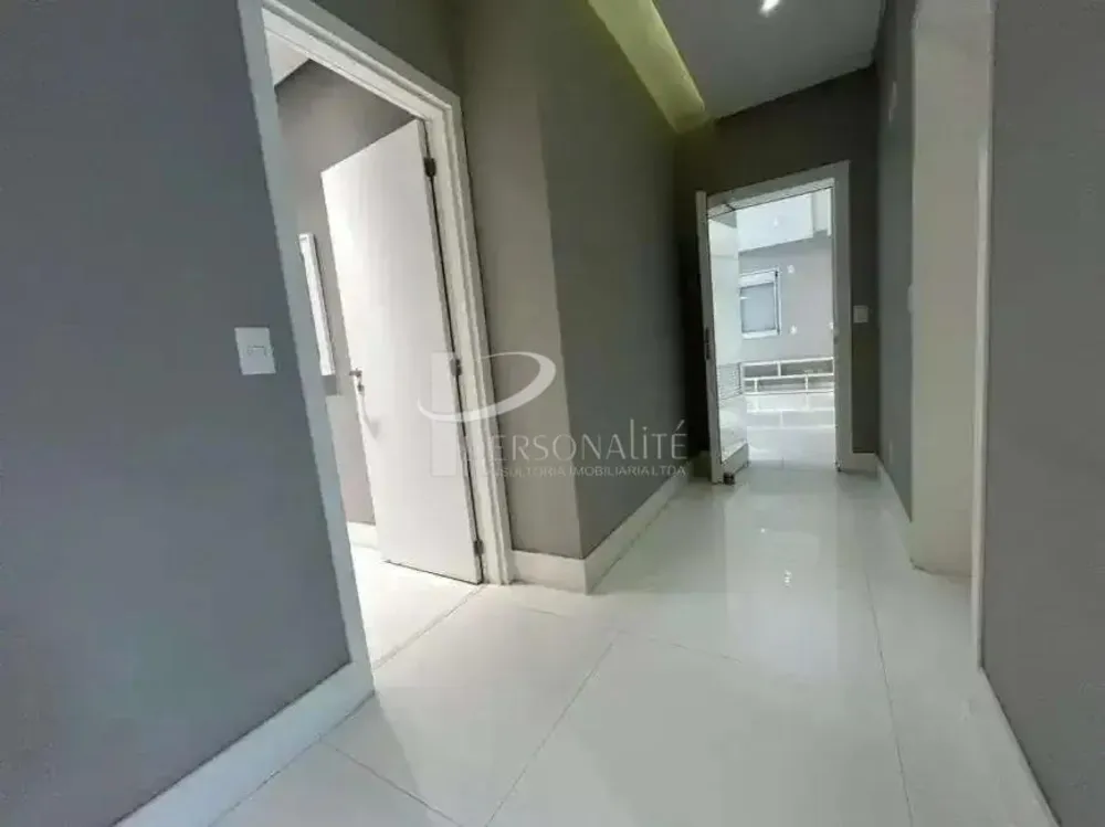 Apartamento, 3 quartos, 227 m² - Foto 2