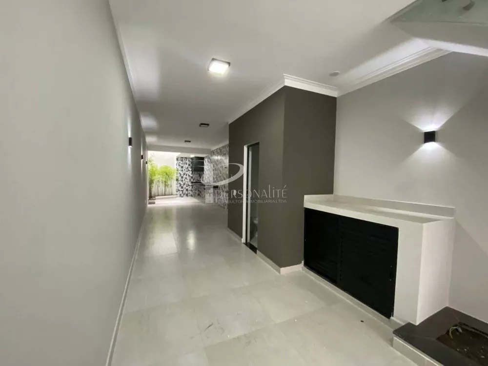 Sobrado à venda com 3 quartos, 160m² - Foto 1