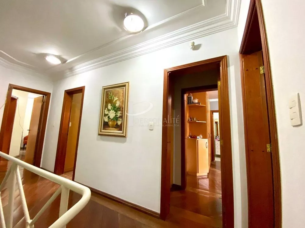 Sobrado à venda com 4 quartos, 380m² - Foto 32