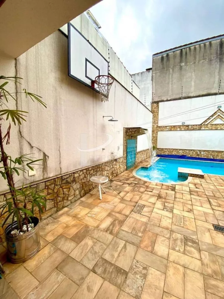 Sobrado à venda com 4 quartos, 380m² - Foto 11