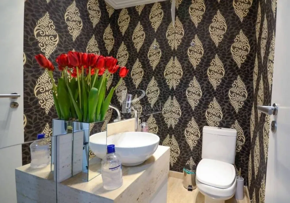 Apartamento, 3 quartos, 240 m² - Foto 1