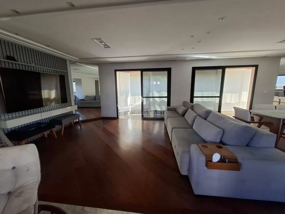 Apartamento, 3 quartos, 198 m² - Foto 3
