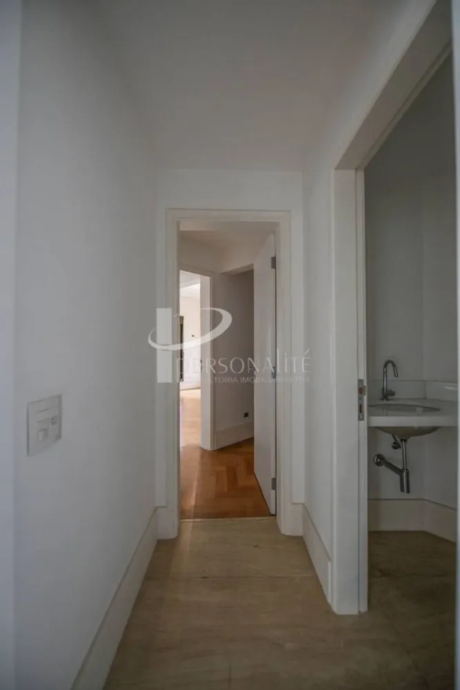 Apartamento, 3 quartos, 210 m² - Foto 1