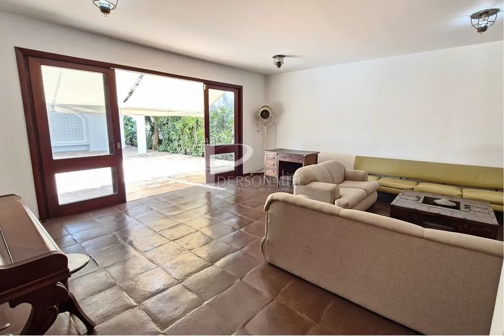 Casa, 4 quartos, 751 m² - Foto 1