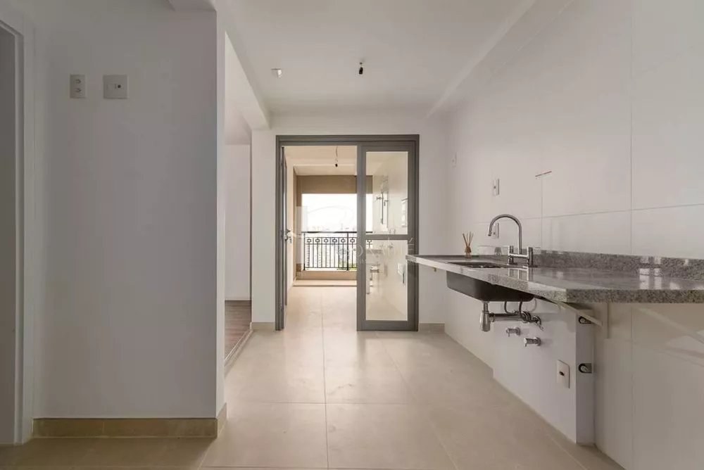 Apartamento à venda com 3 quartos, 137m² - Foto 11