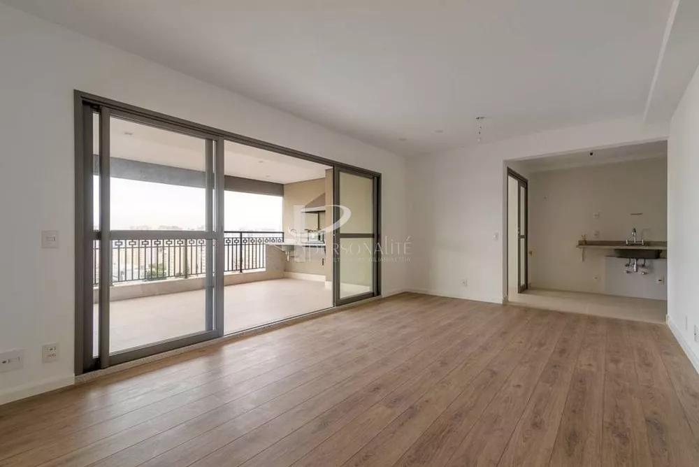 Apartamento à venda com 3 quartos, 137m² - Foto 9