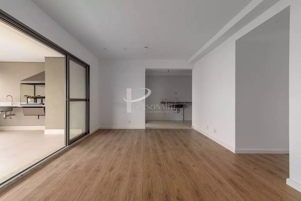 Apartamento à venda com 3 quartos, 137m² - Foto 8