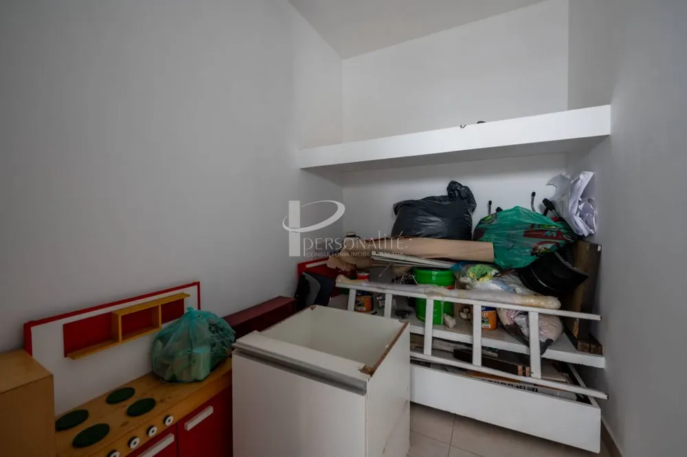 Apartamento, 3 quartos, 240 m² - Foto 2