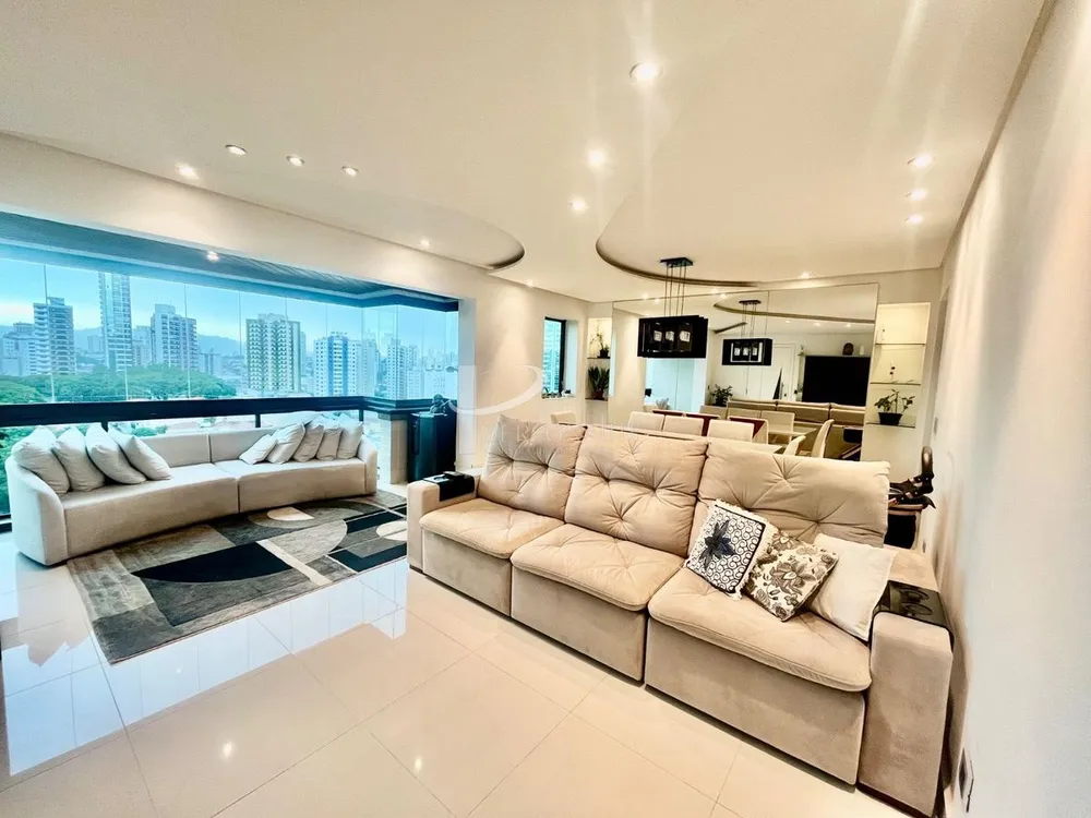 Apartamento, 3 quartos, 137 m² - Foto 1